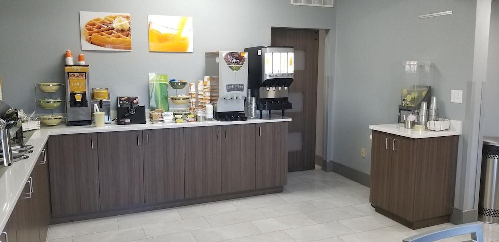 Quality Inn Pelham I-65 Exit 246 Zewnętrze zdjęcie