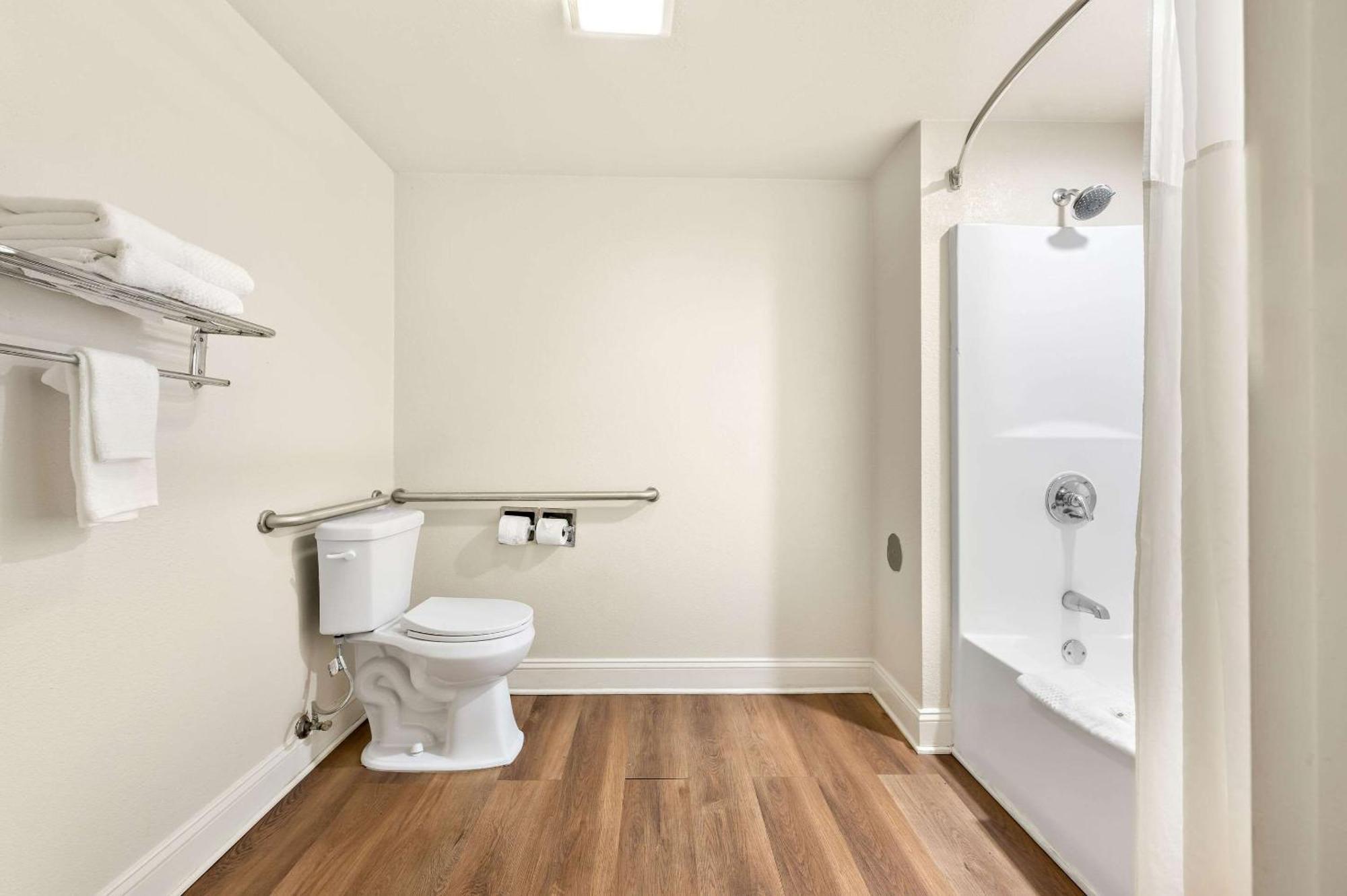 Quality Inn Pelham I-65 Exit 246 Zewnętrze zdjęcie
