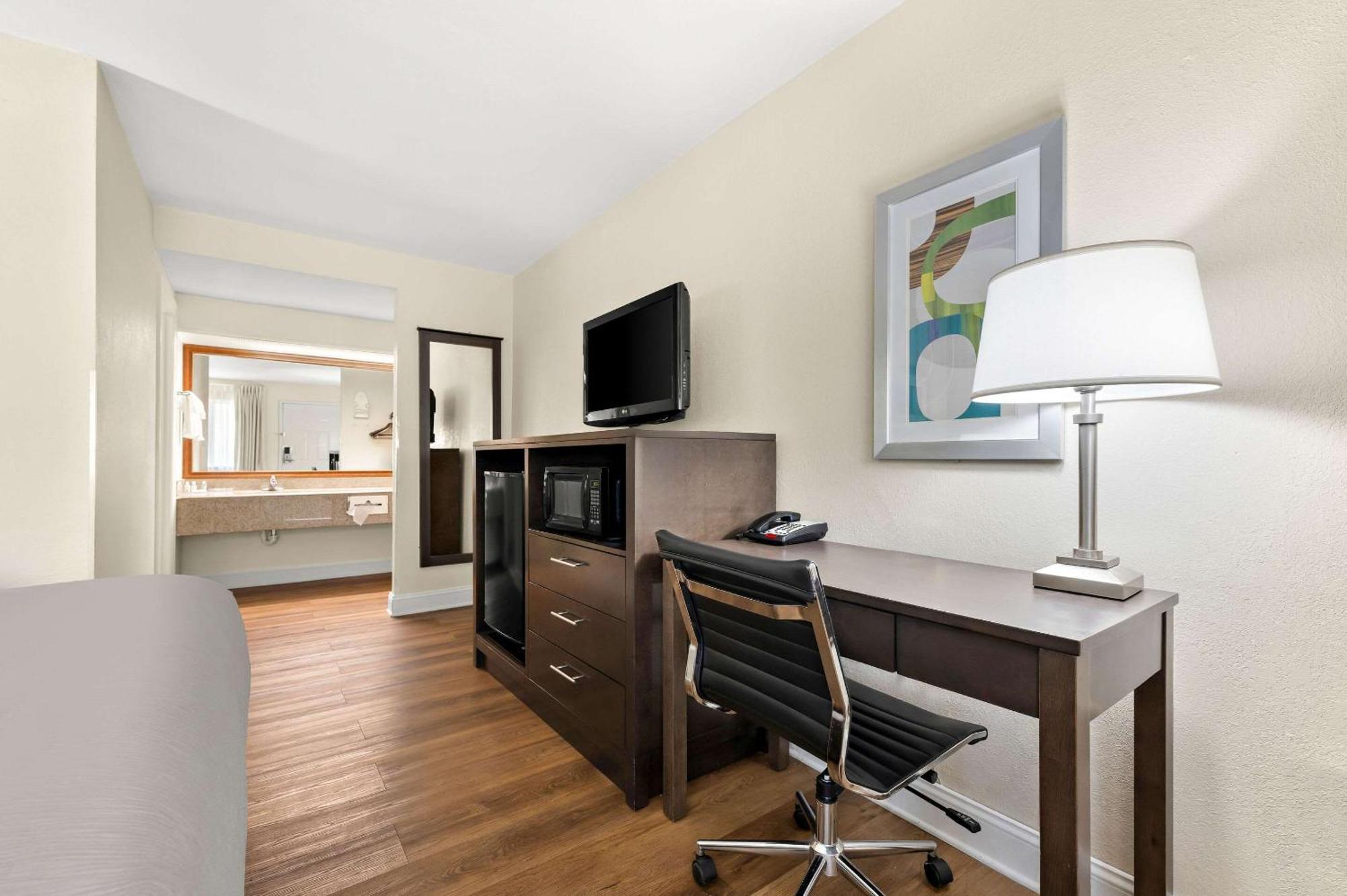 Quality Inn Pelham I-65 Exit 246 Zewnętrze zdjęcie