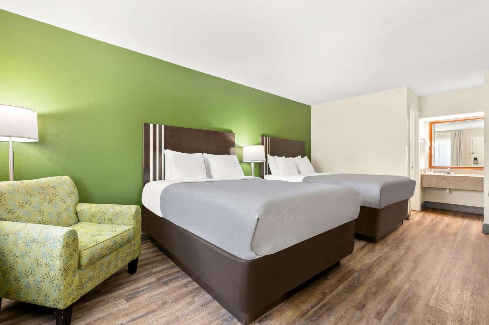 Quality Inn Pelham I-65 Exit 246 Zewnętrze zdjęcie